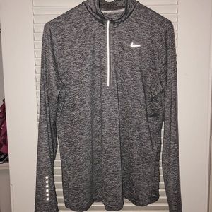 Nike pullover